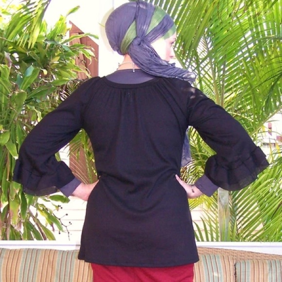 Ruffle sleeve top - Picture 2 of 5